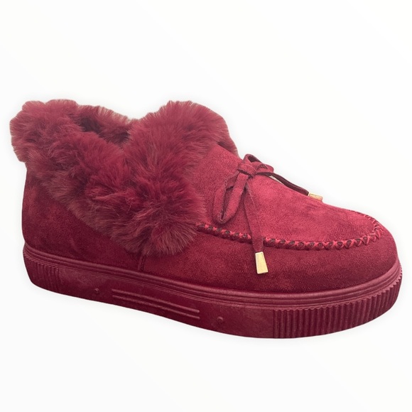 Burgundy Fuzzy Furry Slip-on Moccasin Slippers - Picture 7 of 12